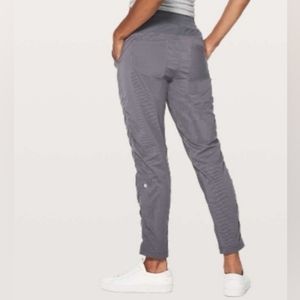 Lululemon Street To Studio Pant II jogger sz 6 *Unlined 28" Dark carbon gray